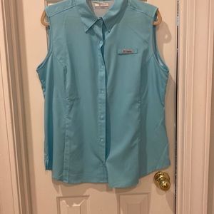 Columbia XL sleeveless fishing top